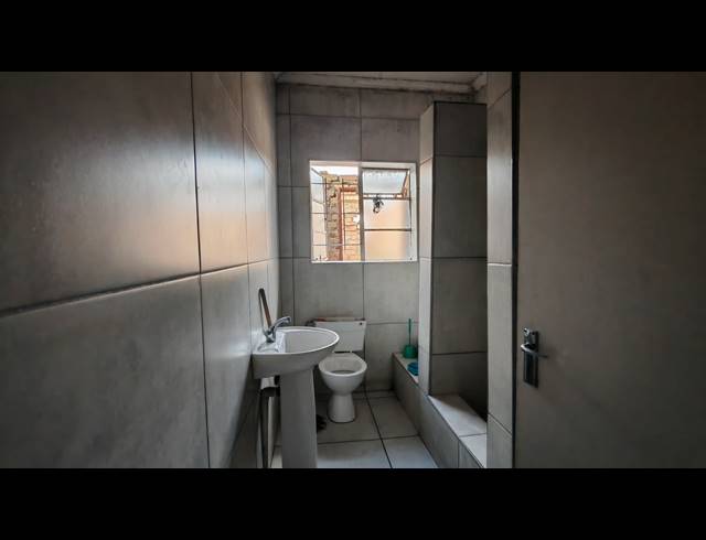 8 BEDROOM HOUSE FOR SALE IN VEREENIGING CENTRAL